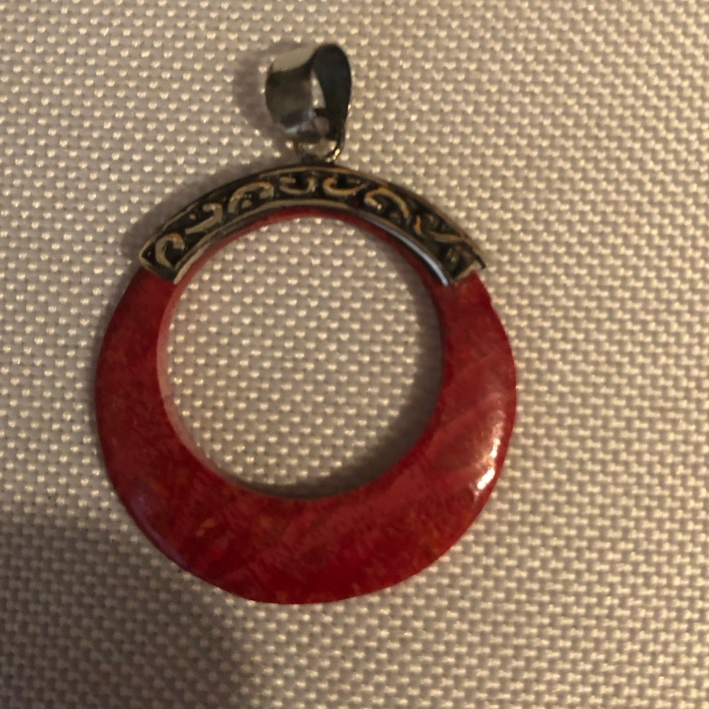 Bali Sterling Silver Sponge Coral Halo Pendent- 809 $25 or $20 w/offer